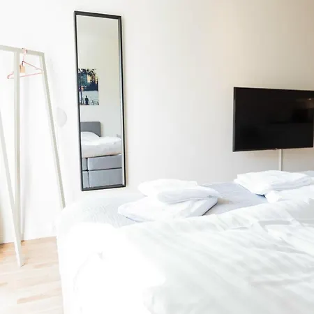 Cool Studio-apartment In Fredriksberg Wbalcony